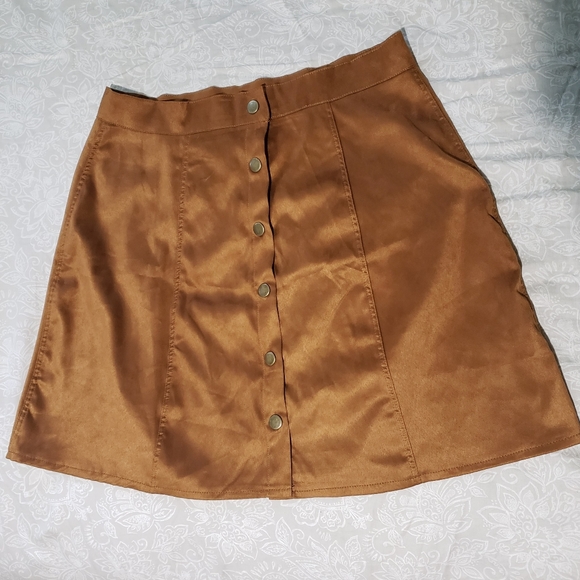 Tan Button Front Mini Skirt - Picture 3 of 12